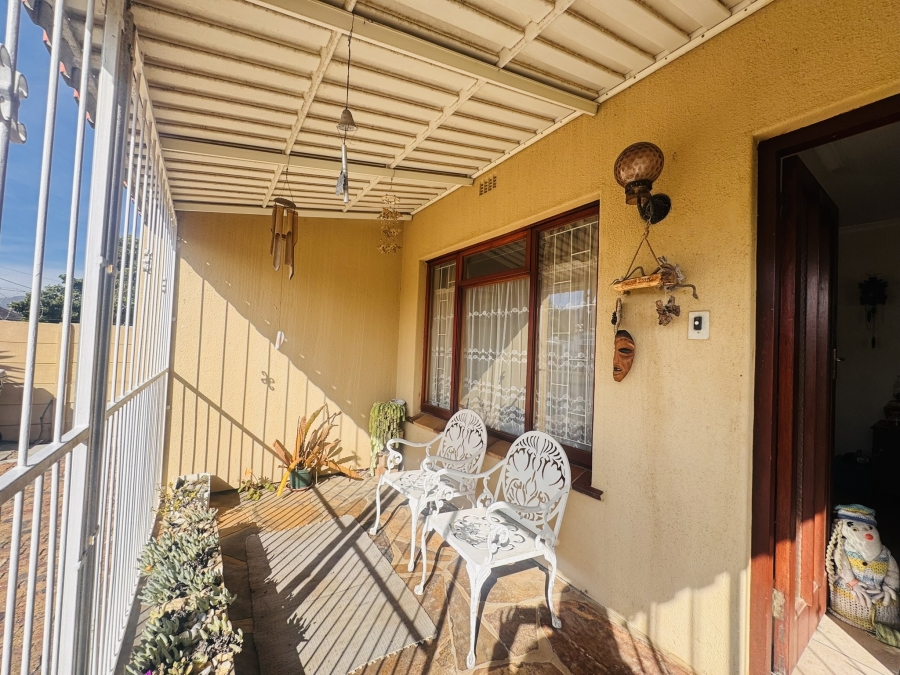 4 Bedroom Property for Sale in Van Der Stel Western Cape